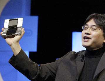 Νέες φορητές κονσόλες των Sony και Nintendo συγκρούονται στο Λος Αντζελες