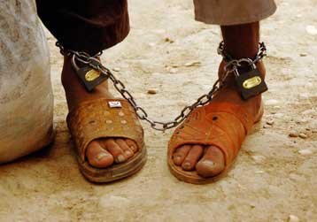 Καταγγελίες περί βασανισμού κρατουμένου στο Αφγανιστάν ερευνά ο αμερικανικός στρατός