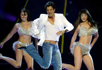 Στον τελικό της Eurovision ο Ρουβάς με το «Shake it»