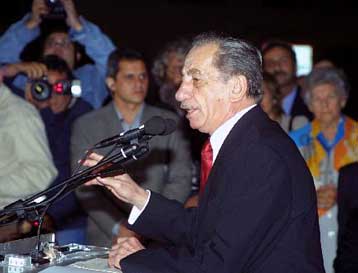 Επέστρεψε στα καθήκοντά του την Πέμπτη ο Τάσσος Παπαδόπουλος