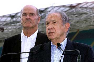 Εμμένει η Αυστραλία στην ταξιδιωτική οδηγία για την Ελλάδα