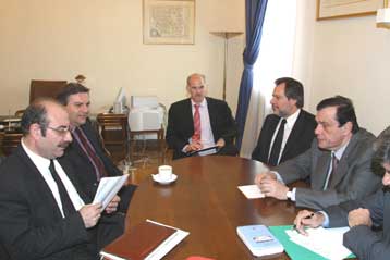 Ενημέρωση για την Ολυμπιακή προετοιμασία ζητά το ΠΑΣΟΚ