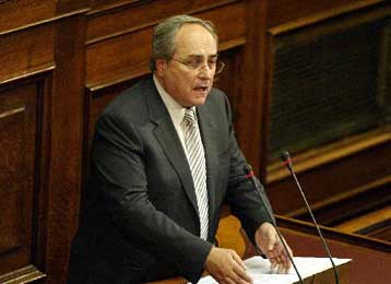 Διαψεύδει σενάρια περί αποχώρησής του από την ηγεσία του ΣΥΝ ο Ν.Κωνσταντόπουλος