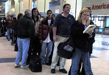 Αναξιόπιστα κατά τις ΗΠΑ τα ελληνικά διαβατήρια – Απαραίτητη η βίζα