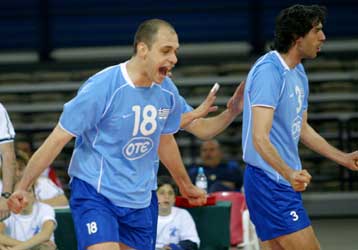 Ανέλπιστα άνετα η εθνική ανδρών 3-0 τη Βουλγαρία και πήρε προβάδισμα πρόκρισης