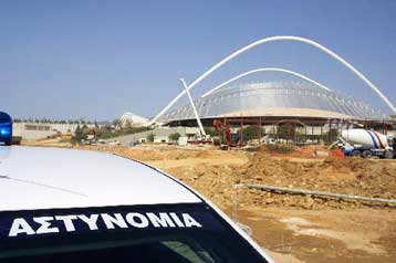 Νέα προσπάθεια προβοκάτσιας των Αγώνων από τρεις Βρετανούς δημοσιογράφους