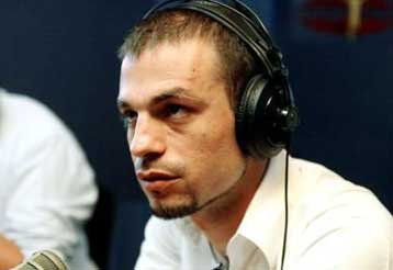 Δεν εξασφαλίζει το δάνειo ο Ντέμης, αφήνει την πόρτα ανοιχτή για άλλον επενδυτή