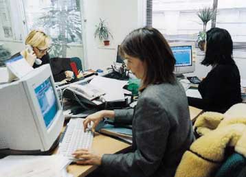 Επ αόριστον αναβολή για την ηλεκτρονική υποβολή δηλώσεων ΦΠΑ