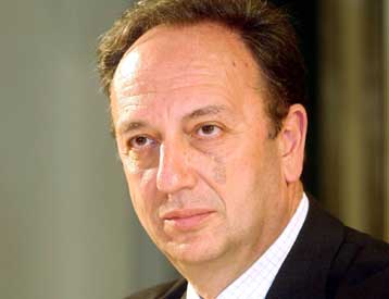 Νέες διαβεβαιώσεις Καλού για τους διορισμούς ωρομισθίων και αναπληρωτών εκπαιδευτικών