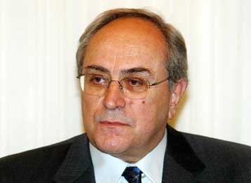 Θετική υποδοχή της συμφωνίας Ελλάδας – Τουρκίας για μείωση εξοπλισμών από τον ΣΥΝ