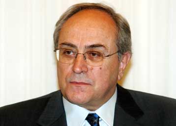 Δεν τίθεται θέμα ηγεσίας στον ΣΥΝ, διαμηνύει ο Ν.Κωνσταντόπουλος