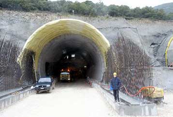 Δημοσίευμα για τον «μαθηματικό τύπο» προκάλεσε την αντίδραση Σουφλιά