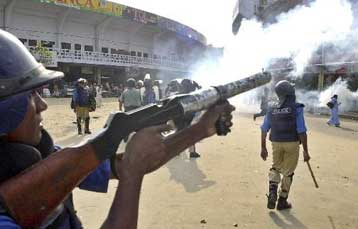 Έκρηξη βόμβας σε τέμενος του Μπανγκλαντές προκαλεί τον τραυματισμό 40 ατόμων