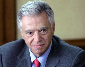 Στο μικροσκόπιο οι νόμοι για τις προμήθειες και τα δημόσια έργα