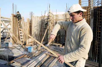 Πέντε κίνητρα για ενίσχυση της ιδιωτικής οικοδομικής δραστηριότητας