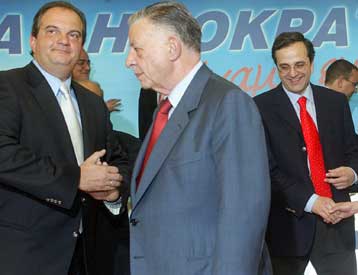 Στόχος η «καθαρή νίκη» είπε ο Καραμανλής στους υποψήφιους ευρωβουλευτές της ΝΔ