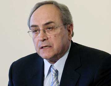 Προσφυγή στην Κομισιόν για το θέμα των συμβασιούχων ανακοίνωσε ο ΣΥΝ