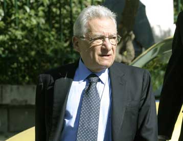 Συμφωνία στο θέμα του Συντάγματος της ΕΕ έως τον Ιούνιο «βλέπει» ο Πέτρος Μολυβιάτης