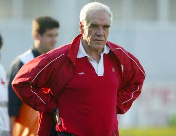 Ευθείες βολές Αλέφαντου κατά Ορφανού και Δούρου