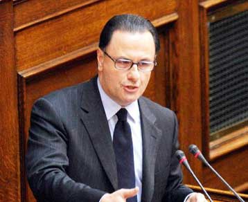 Έριδες στη Βουλή για τα αναδρομικά της ειδικής συνταξιοδοτικής εισφοράς