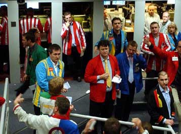 Υποχωρούν ελαφρά οι τιμές του πετρελαίου, παραμένουν πάνω από τα 41 δολάρια