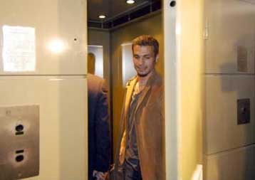 Η τύχη της ΑΕΚ στα χέρια του Ντέμη – Περιμένει την έγκριση του ΥΠΑΝ