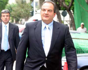 Χαμηλών τόνων προεκλογική εκστρατεία σχεδιάζει η Νέα Δημοκρατία