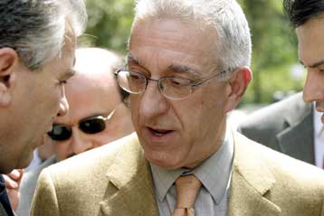 Το υπουργείο Υγείας δεν επηρεάζεται από προσωπικές απόψεις, δήλωσε ο Ν.Κακλαμάνης