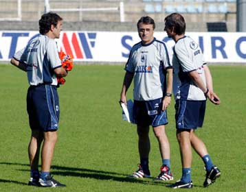 Η Σοσιεδάδ επανεξατάζει την παραμονή του Ντενουί-Ελπίδες στον Ολυμπιακό