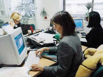 Τριμηνιαίες ή εξαμηνιαίες λογιστικές καταστάσεις ζητά από τις ασφαλιστικές το ΥΠΑΝ