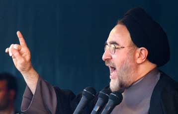 Βολές ΗΠΑ κατά Ιράν για το πυρηνικό του πρόγραμμα εν αναμονή της έκθεσης της ΙΑΕΑ