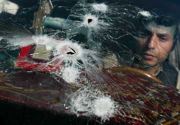 Νεκρός Παλαιστίνιος καμικάζι από επίθεση με παγιδευμένο όχημα στη Γάζα