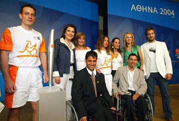 Στη σκιά της Ακρόπολης η αφή της Φλόγας των Παραολυμπιακών Αγώνων