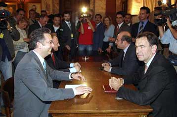 Χωρίς αποτέλεσμα η συνάντηση Ρουσόπουλου και Βούγια για το ντιμπέιτ