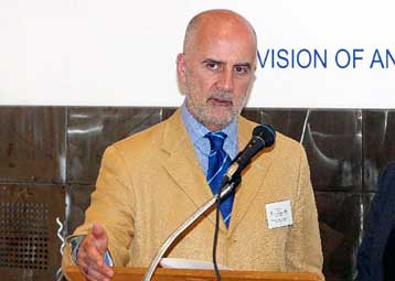 Συγκρατημένη αισιοδοξία Ντε Σότο για επανεξέταση του σχεδίου λύσης του Κυπριακού