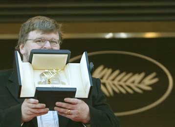 Η Miramax αγόρασε από την Disney τα δικαιώματα για την προβολή του «Fahrenheit 9/11»