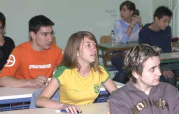 Στην τρίτη τους εβδομάδα εισέρχονται την Τρίτη οι Πανελλήνιες Εξετάσεις