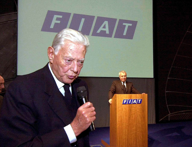 Απεβίωσε ο πρόεδρος της Fiat Auto Umberto Agnelli