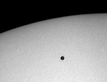 Η Αφροδίτη και ο Ήλιος σε πορεία για σπάνιο καλοκαιρινό ραντεβού