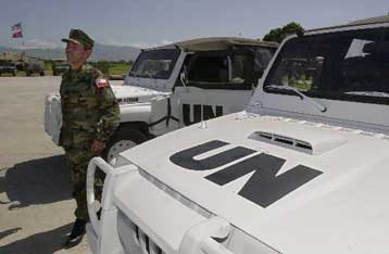 Επίσημη ανάπτυξη ειρηνευτικής δύναμης του ΟΗΕ στην πληγείσα από τις πλημμύρες Αϊτή