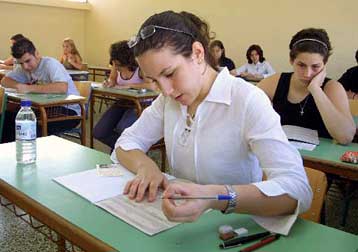 Προβλημάτισε τους εξεταζόμενους στη Νεοελληνική Γλώσσα το θέμα για τα αδέσποτα