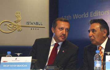 Για θετικές εξελίξεις στο ζήτημα της υφαλοκρηπίδας μίλησε ο Ταγίπ Ερντογάν