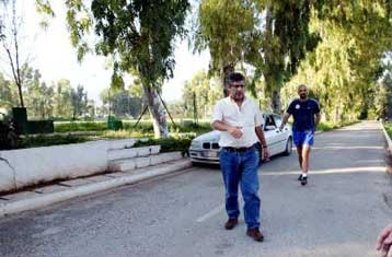 Έχοντας το βλέμμα του προς την ΑΕΚ, ο Σάντος έφυγε από τη Σπόρτιγκ