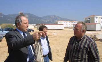 Αιφνιδιαστική επίσκεψη του Χρήστου Μαρκογιαννάκη στο Ολυμπιακό Χωριό