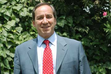 Στο 3% οι αυξήσεις για τα λειτουργικά έξοδα υπουργείων και Δημοσίου το 2005