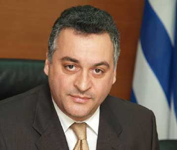 Δεν θα ισχύσουν μονομερείς αυξήσεις στα ακτοπλοϊκά εισιτήρια, λέει ο Μ.Κεφαλογιάννης