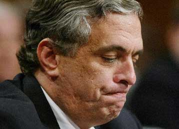 Την παραίτησή του υπέβαλε ο αρχηγός της CIA, Τζορτζ Τένετ