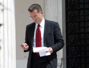 Αγαστή η συνεργασία μεταξύ κυβέρνησης και κόμματος, επανέλαβε ο Θ.Ρουσόπουλος