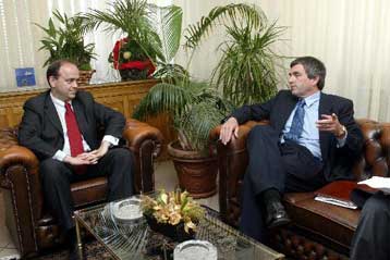 «Παράπονο» Μίλερ για τη μη προβολή των …αγροτικών θεμάτων από τα μέσα ενημέρωσης