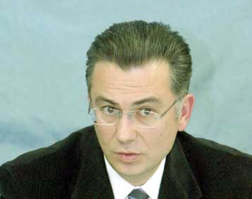 Προσπάθεια δημιουργίας εντυπώσεων τα περί «κομματικού κράτους» είπε ο Θ.Ρουσόπουλος